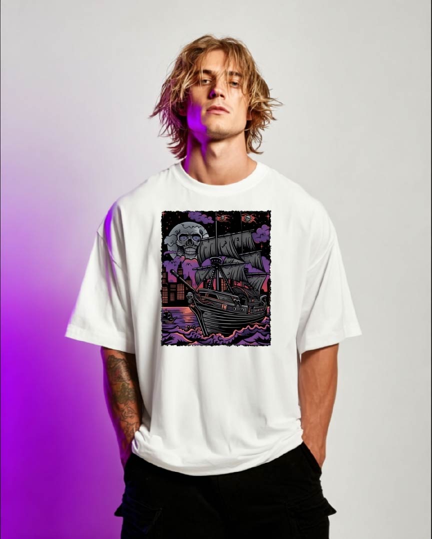 Oversized Heavyweight Fit - Mutiny under the Moon